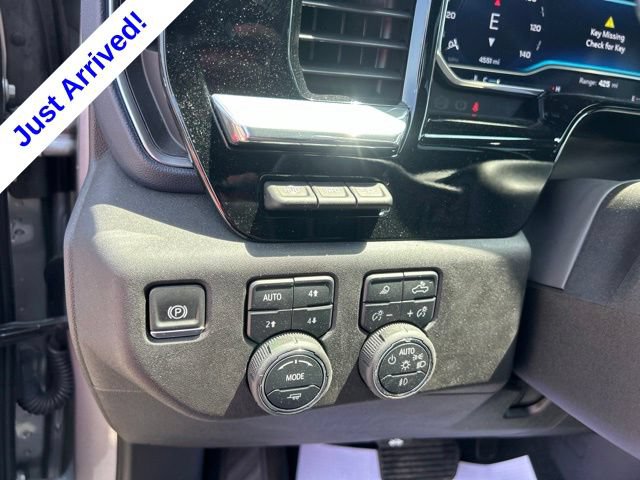 Used 2025 Chevrolet Silverado 2500 High Country w/ Technology Package AWD/4WD image 18