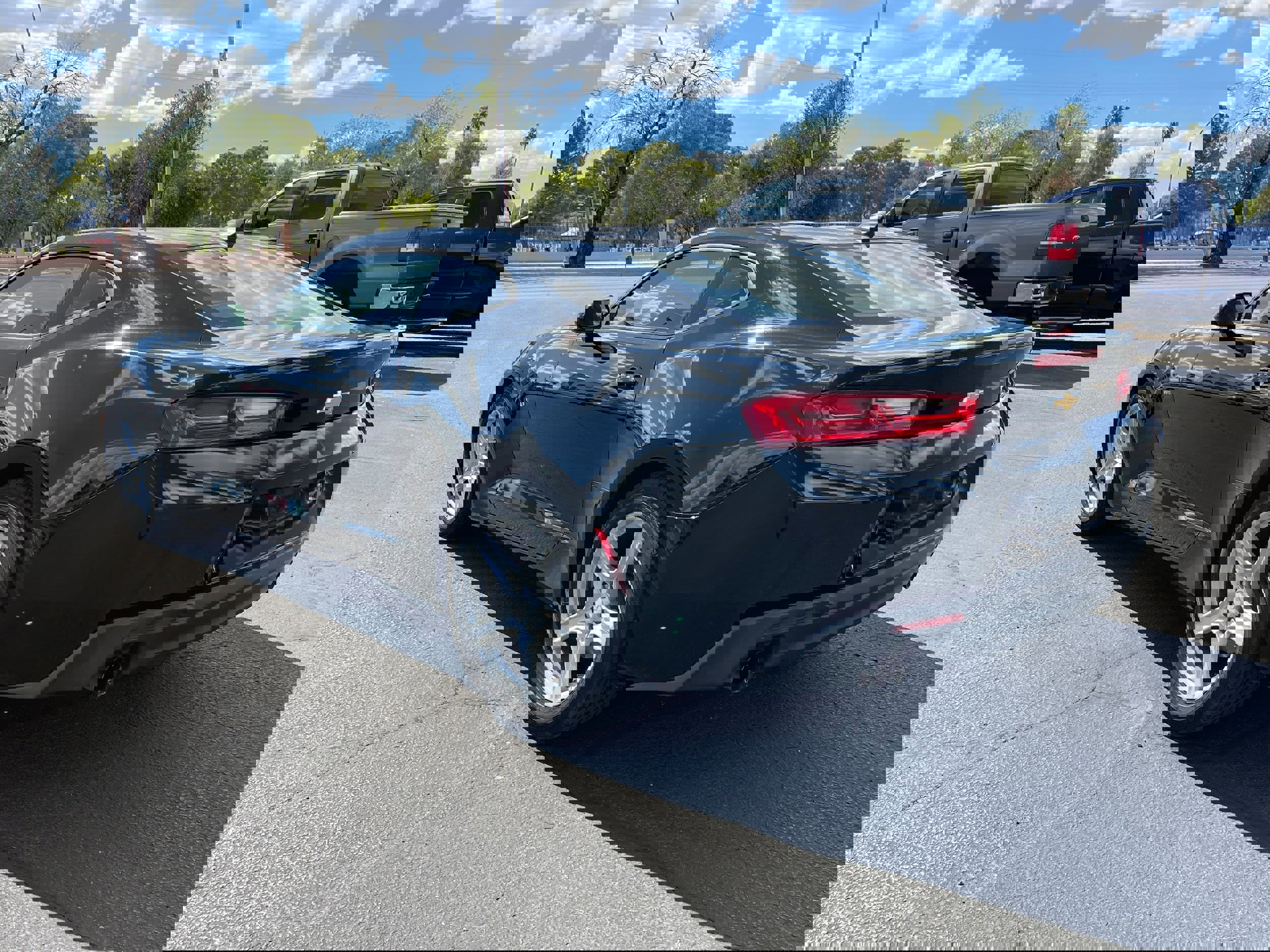 Used 2016 Chevrolet Camaro LT image 3