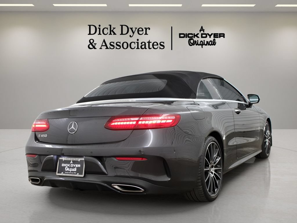 Used 2022 Mercedes-Benz E 450 Cabriolet image 2