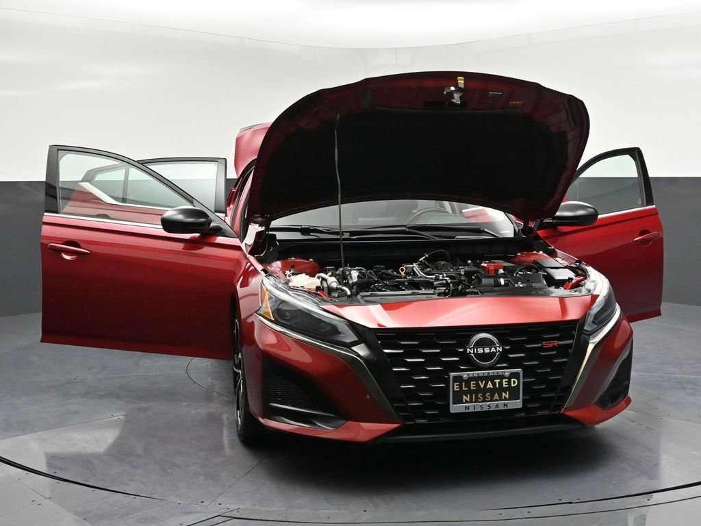 Used 2023 Nissan Altima 2.5 SR image 34