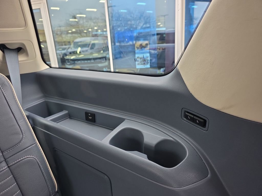 Used 2022 Lincoln Navigator Black Label image 49