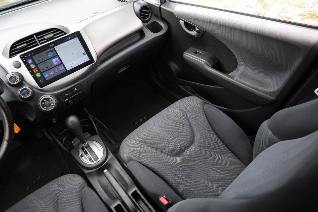 Used 2010 Honda Fit Sport image 21