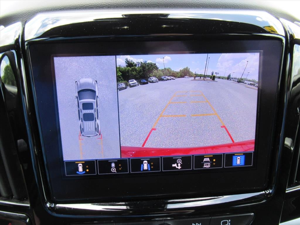 Used 2022 Chevrolet Traverse Premier AWD/4WD image 28