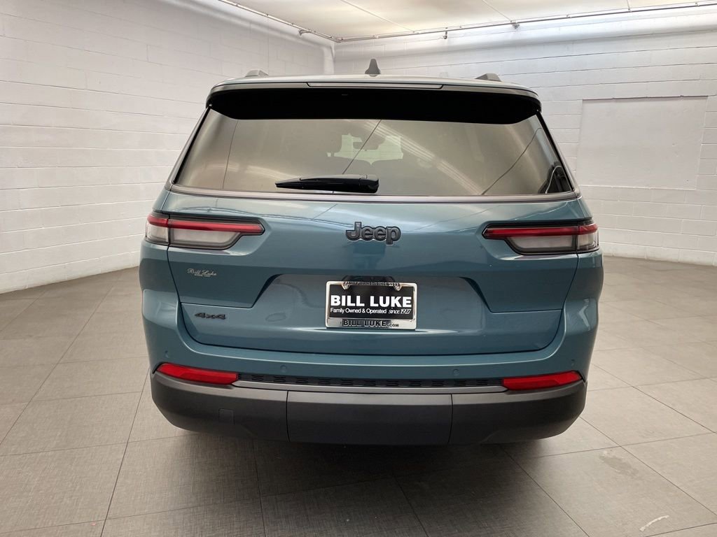 New 2026 Jeep Grand Cherokee L Limited w/ Limited Altitude Package image 4