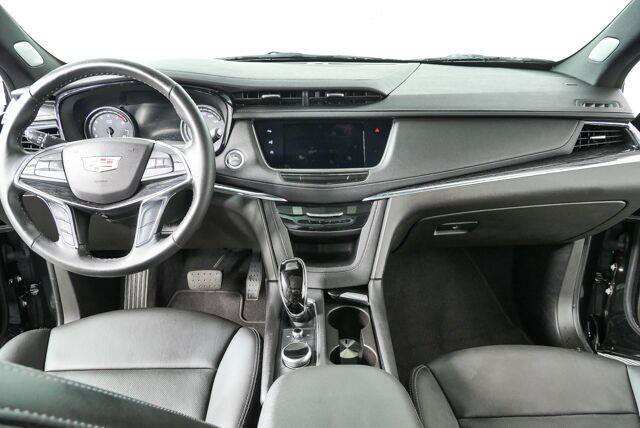 Certified 2023 Cadillac XT5 Premium Luxury w/ Technology Package FWD image 30