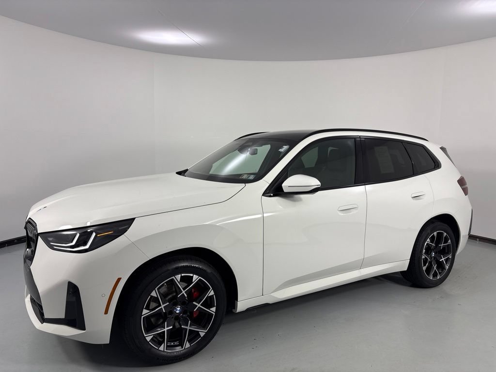 Certified 2025 BMW X3 xDrive30i w/ Premium Package AWD/4WD image 4