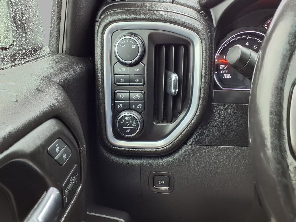 Used 2019 Chevrolet Silverado 1500 LTZ w/ LTZ Plus Package AWD/4WD image 17
