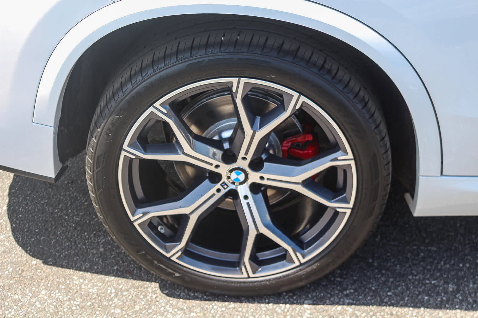 Used 2023 BMW X5 xDrive40i w/ M Sport Package image 8