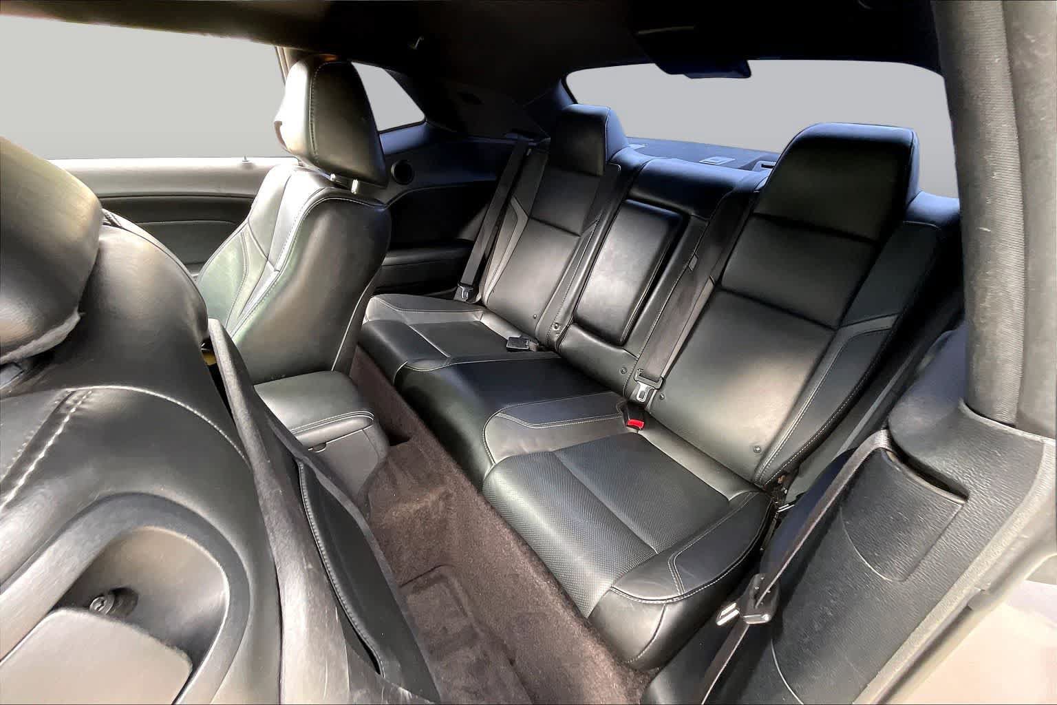 Used 2016 Dodge Challenger SXT Plus RWD image 19