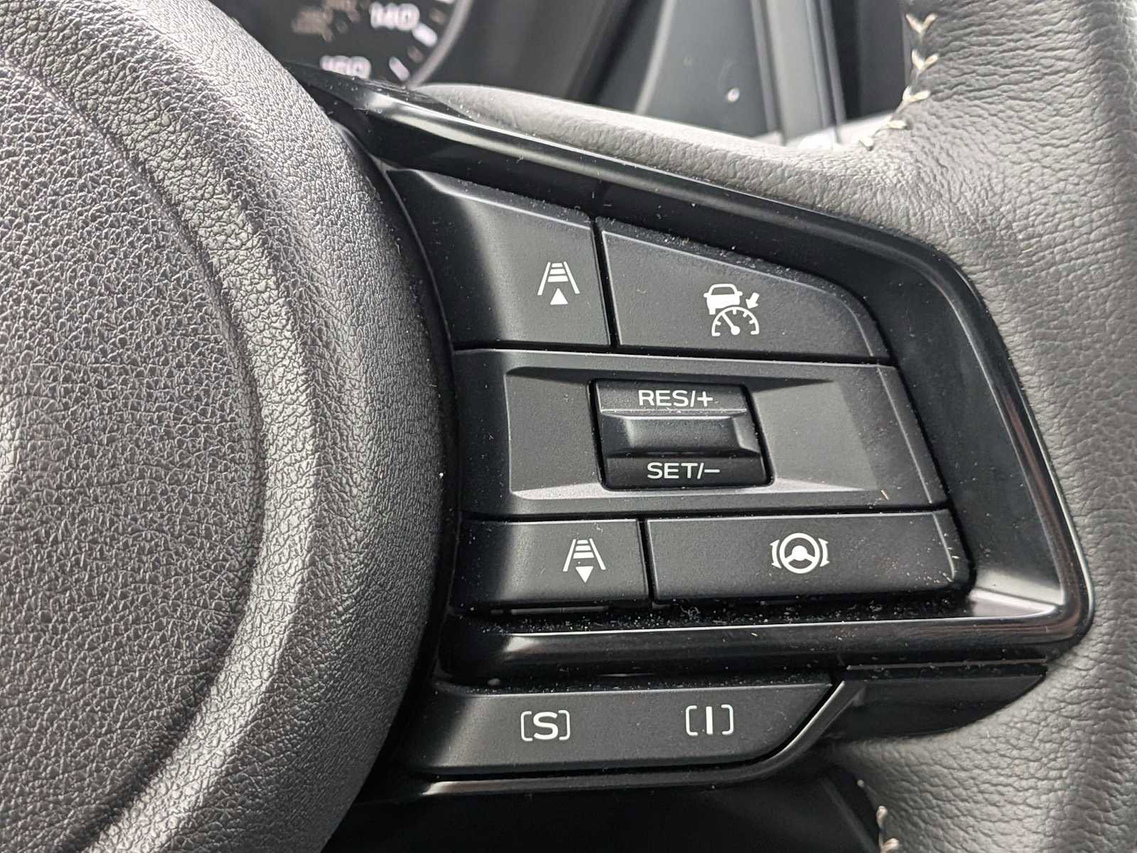 Used 2025 Subaru Forester Premium w/ Convenience Package #2 image 26