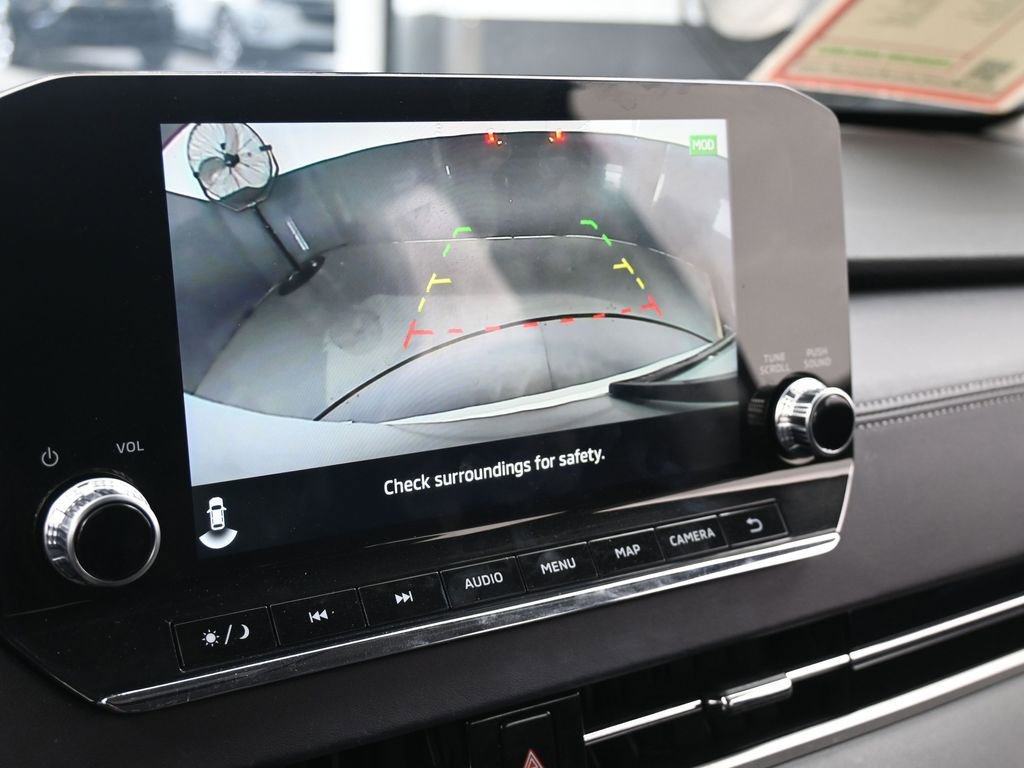 Used 2023 Mitsubishi Outlander SE image 25