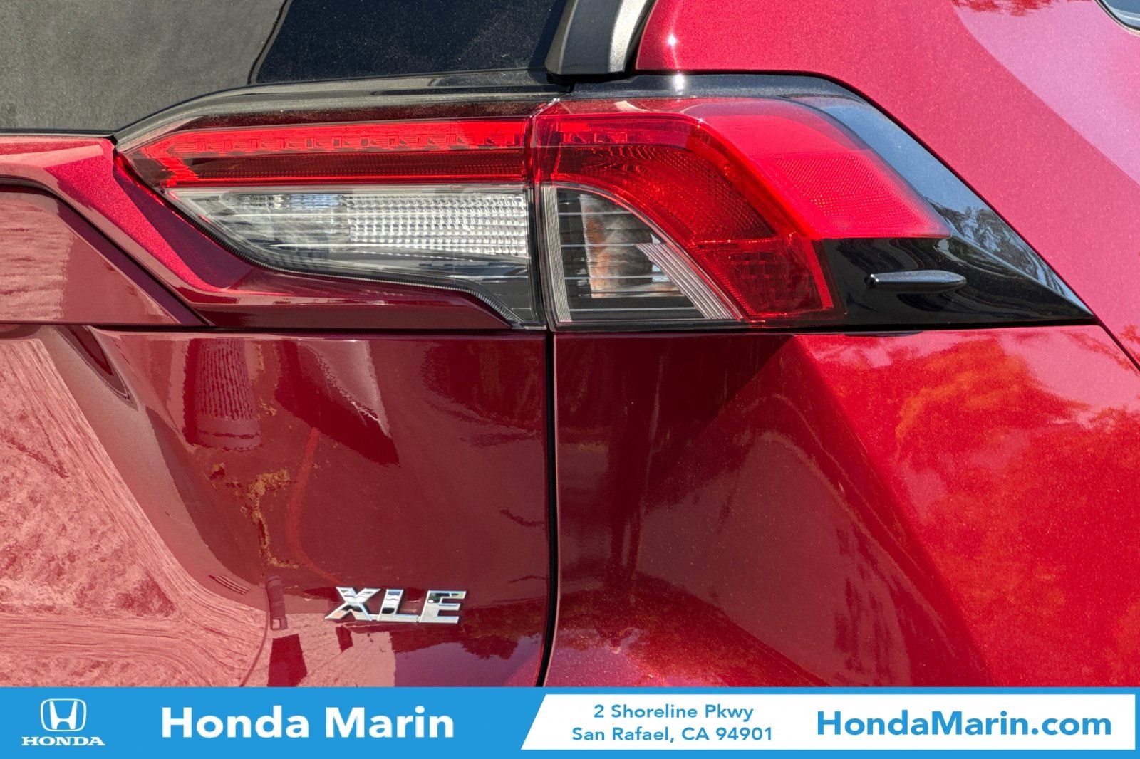 Used 2021 Toyota RAV4 XLE w/ Convenience Package FWD image 35