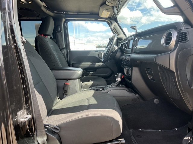 Used 2019 Jeep Wrangler Unlimited Sahara image 57