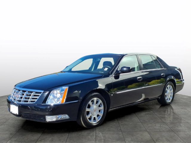 Used 2010 Cadillac DTS FWD image 1