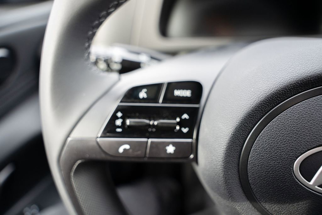 New 2025 Hyundai Elantra Sport image 21