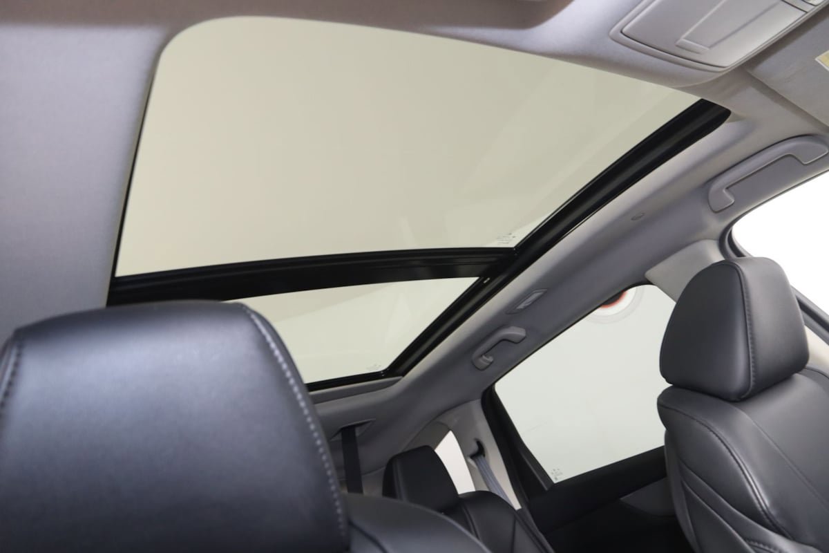 Used 2023 Acura MDX SH-AWD image 10