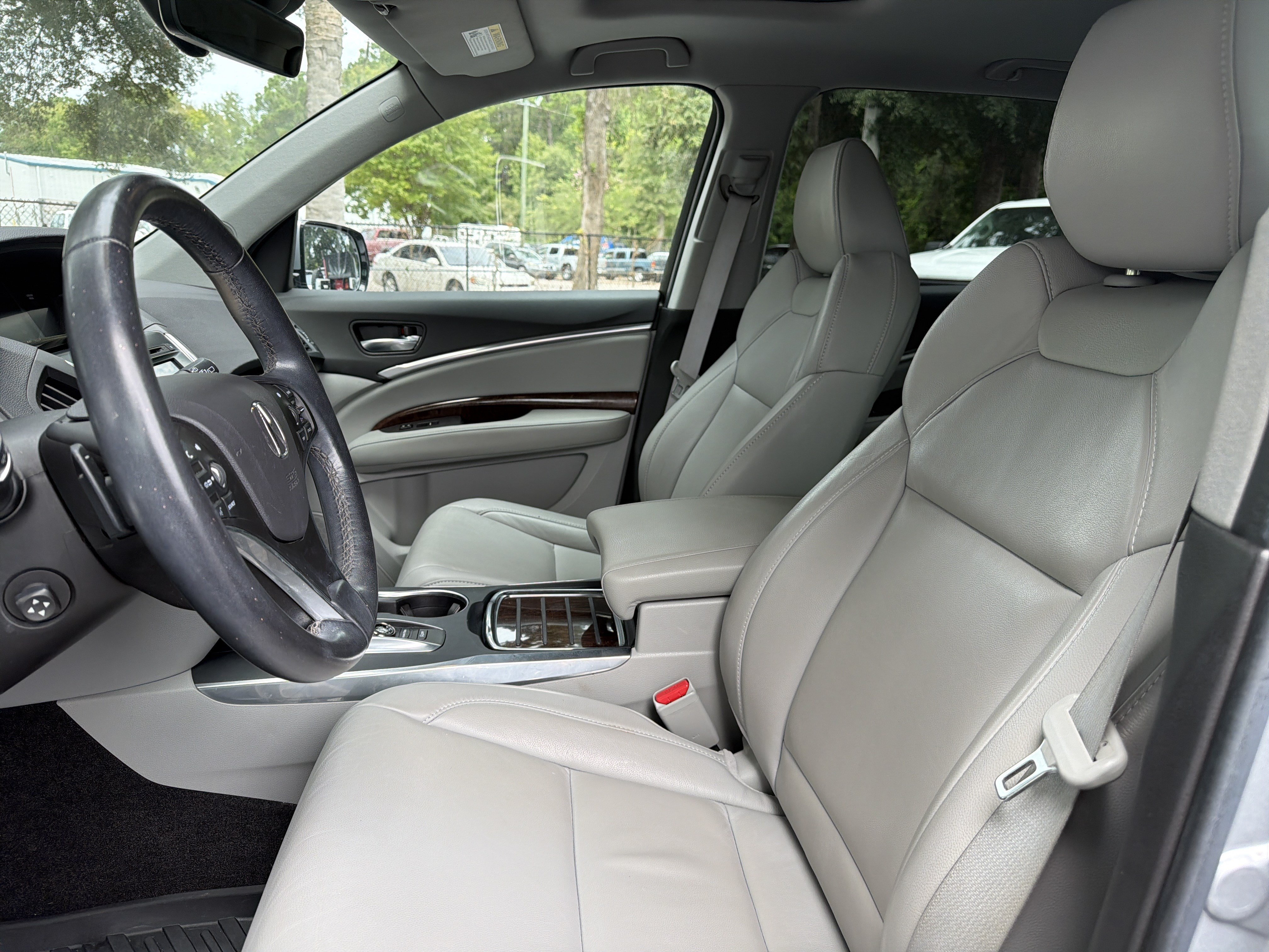 Used 2020 Acura MDX SH-AWD image 15