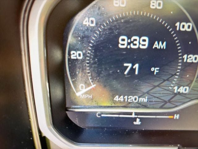 Used 2022 GMC Sierra 1500 Denali AWD/4WD image 2