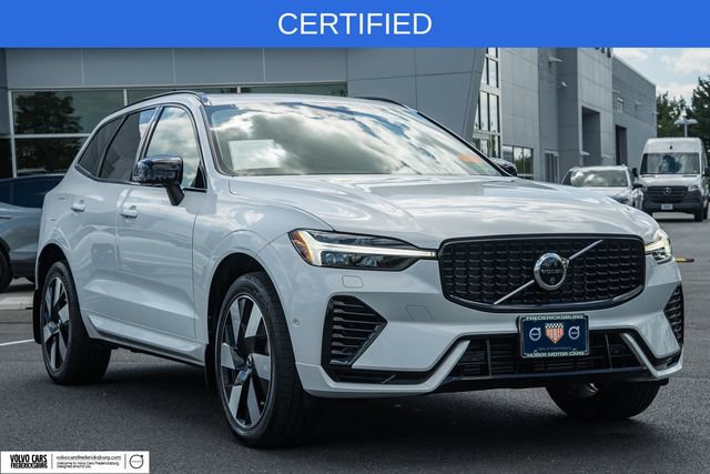 Certified 2025 Volvo XC60 T8 Ultra w/ Protection Package Premier AWD/4WD image 1