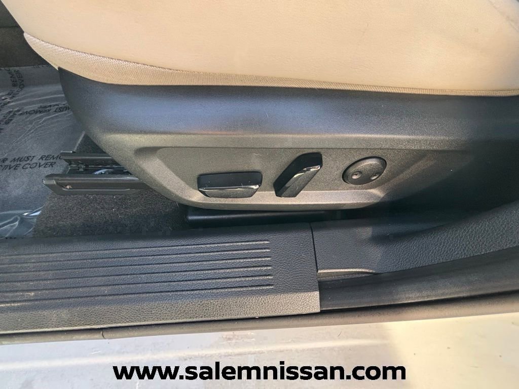 Certified 2023 Nissan Rogue SV w/ SV Premium B Package AWD/4WD image 10