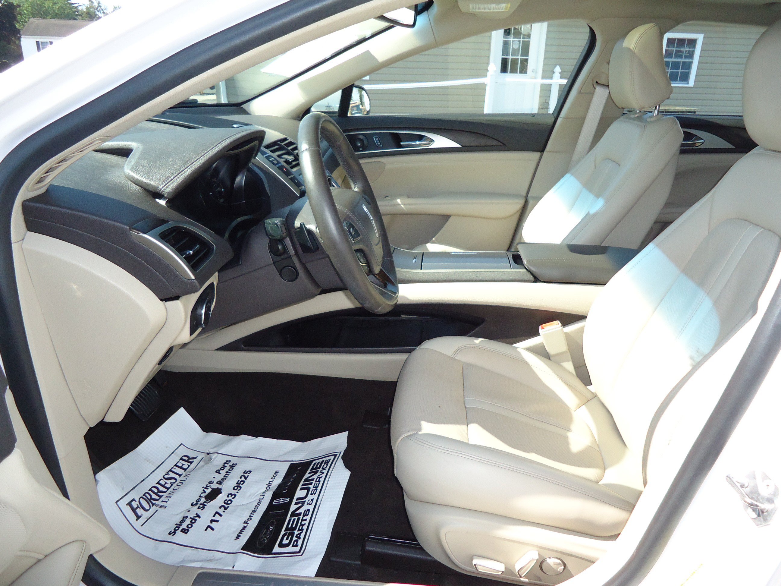 Used 2020 Lincoln MKZ Reserve w/ Monochromatic Package AWD/4WD image 26