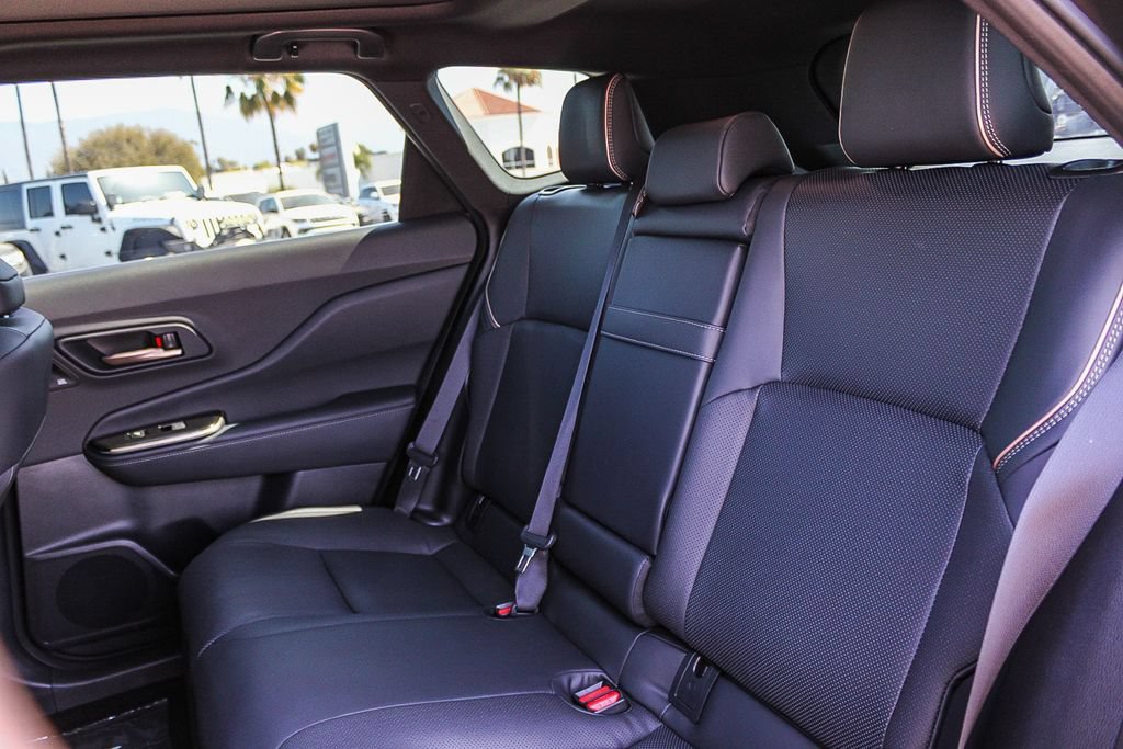 Used 2025 Toyota Crown Signia w/ Advanced Technology Package AWD/4WD image 19