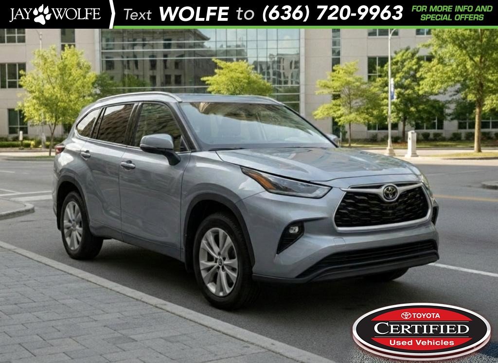 Certified 2022 Toyota Highlander XLE image 1