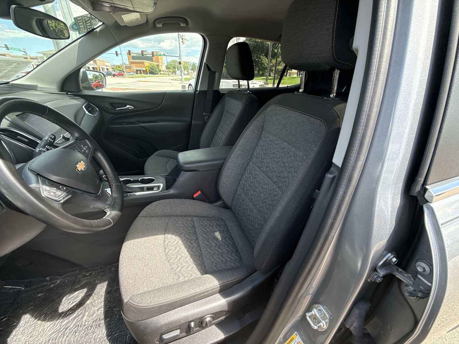 Certified 2024 Chevrolet Equinox LT AWD/4WD image 18