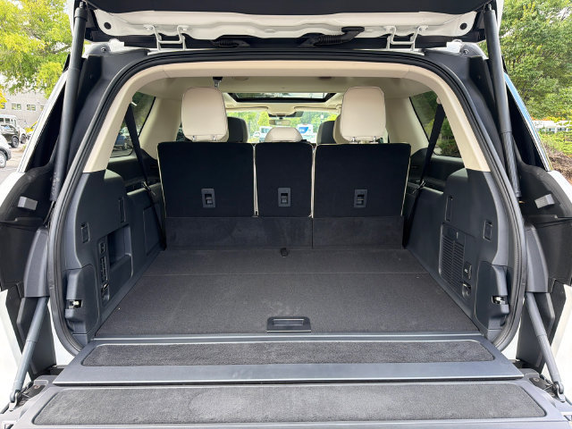 New 2027 Lincoln Navigator L Reserve AWD/4WD image 19