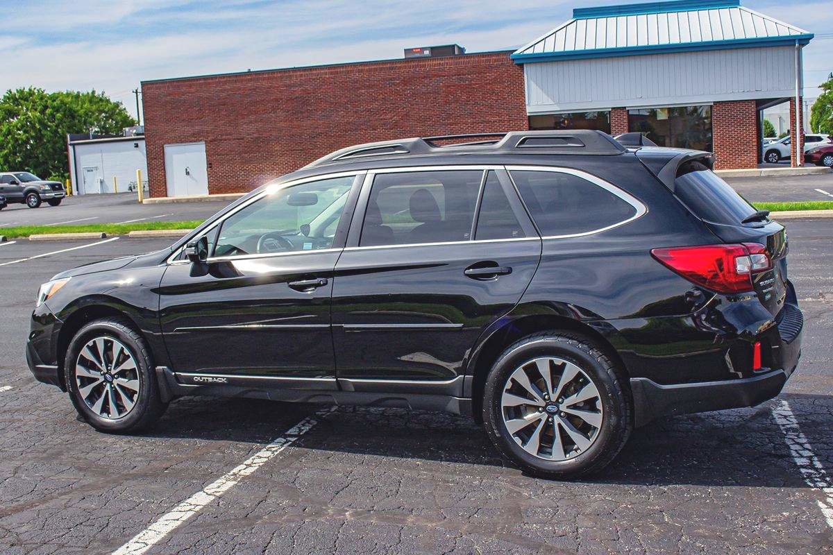 Used 2016 Subaru Outback 2.5i Limited AWD/4WD image 6