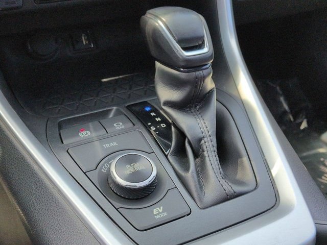 Certified 2019 Toyota RAV4 XLE w/ Convenience Package AWD/4WD image 15