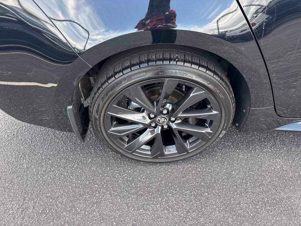 Used 2025 Toyota Corolla SE FWD image 18