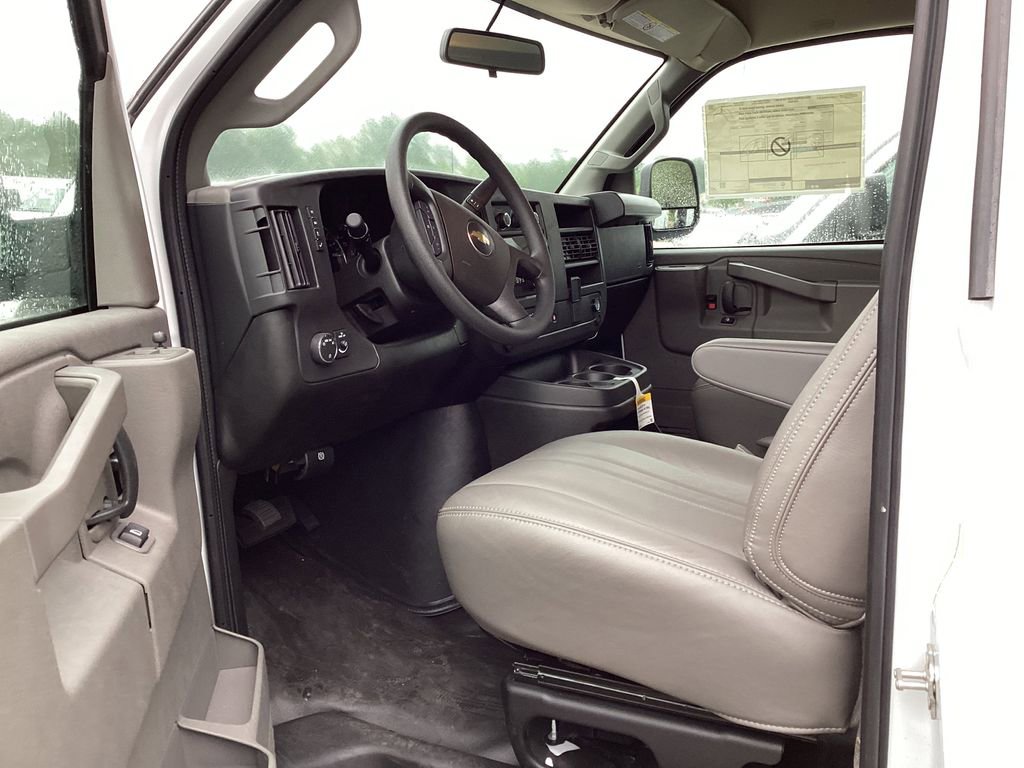 New 2025 Chevrolet Express 3500 w/ Power Convenience Package RWD image 12