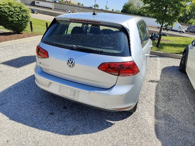 Used 2016 Volkswagen e-Golf SEL Premium FWD image 16