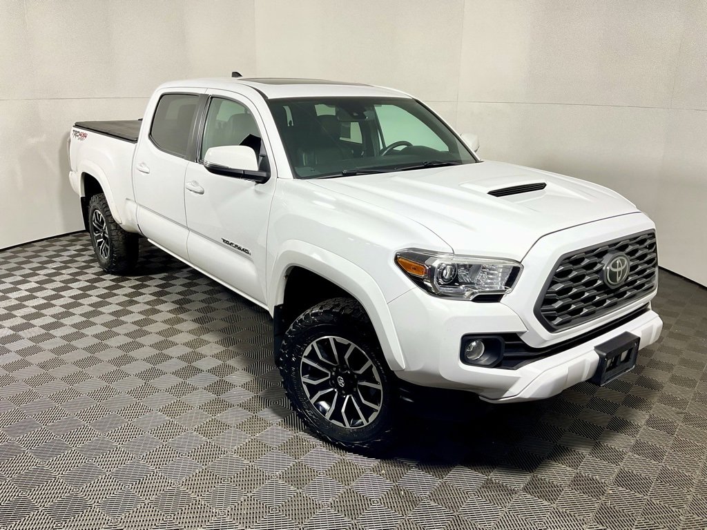 Used 2020 Toyota Tacoma TRD Sport image 5