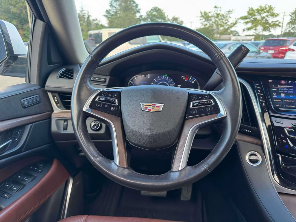 Used 2018 Cadillac Escalade Premium Luxury AWD/4WD image 23