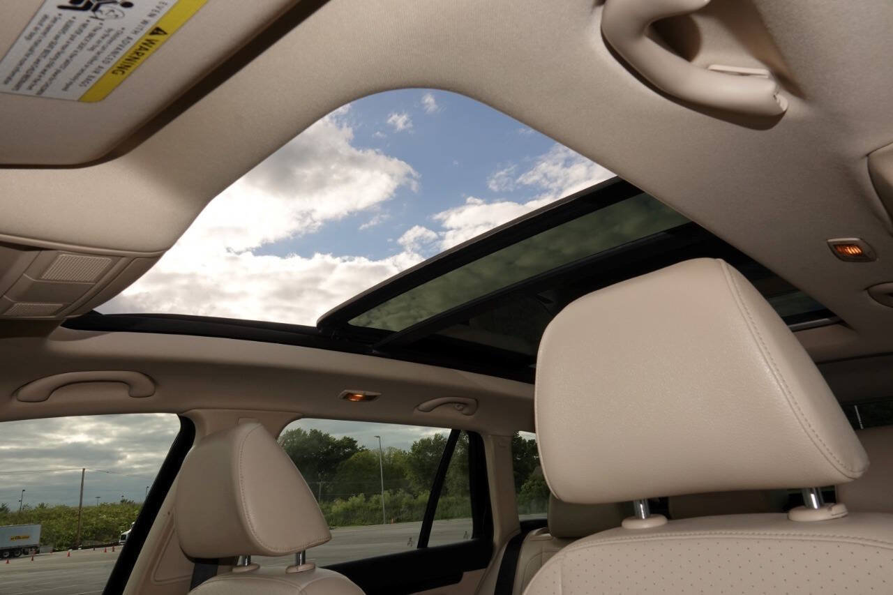 Used 2012 Volkswagen Jetta TDI FWD image 7