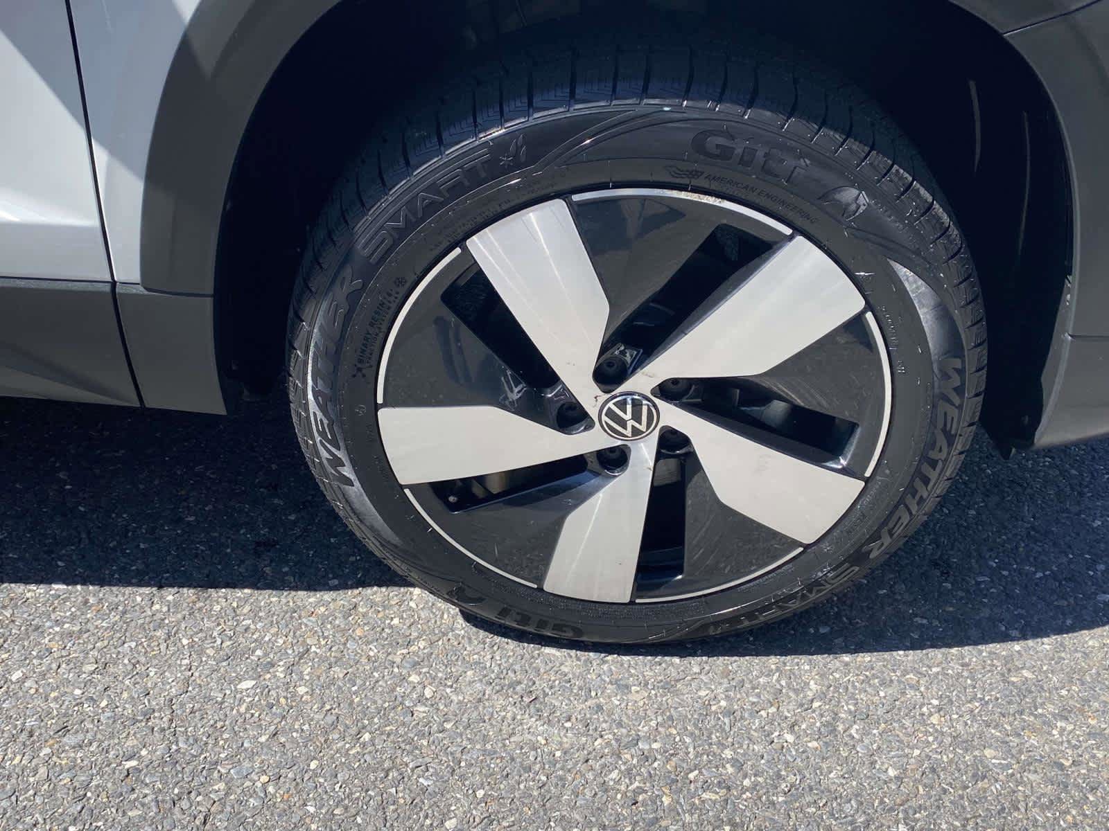 Certified 2024 Volkswagen Taos S AWD/4WD image 36