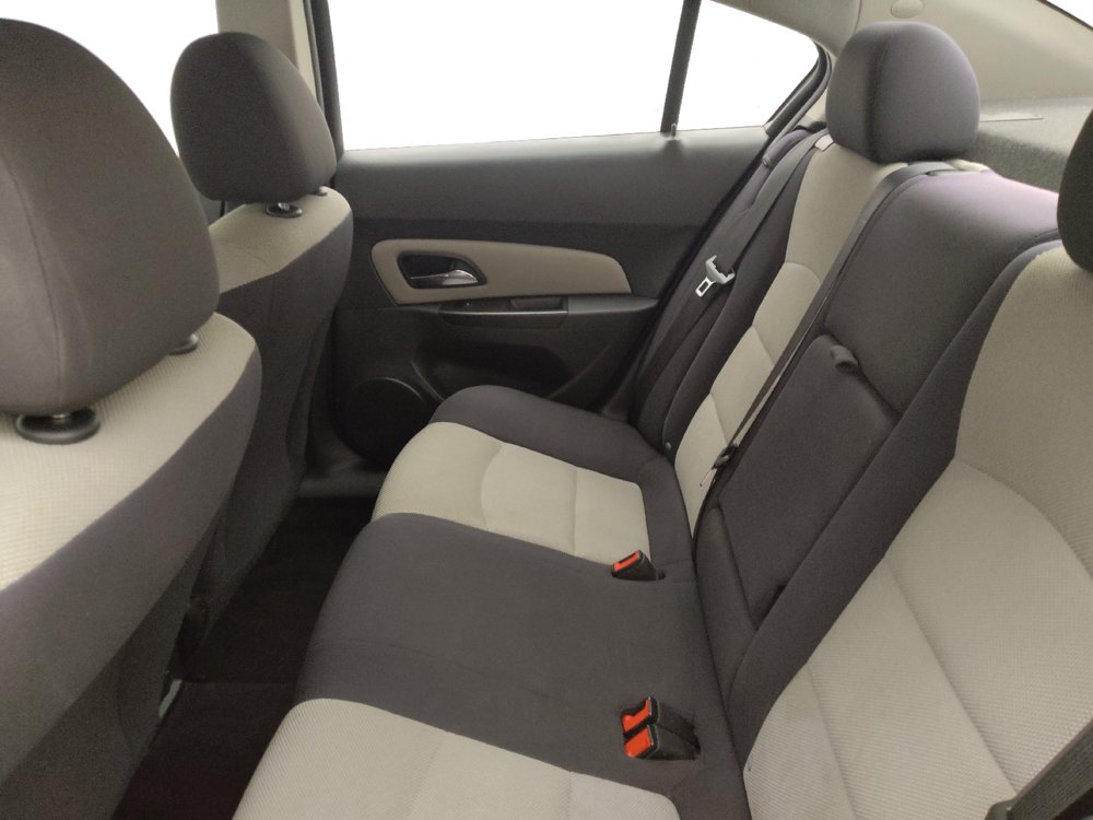 Used 2014 Chevrolet Cruze LS FWD image 18