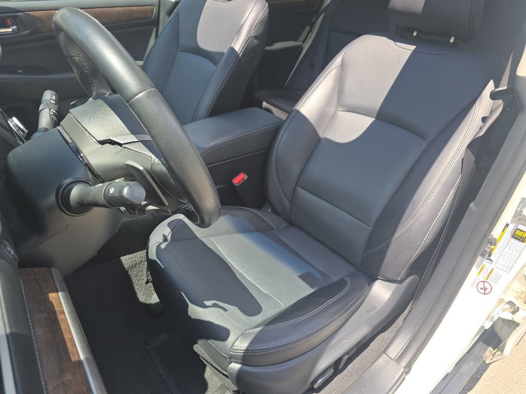 Used 2018 Subaru Outback 2.5i Limited AWD/4WD image 23