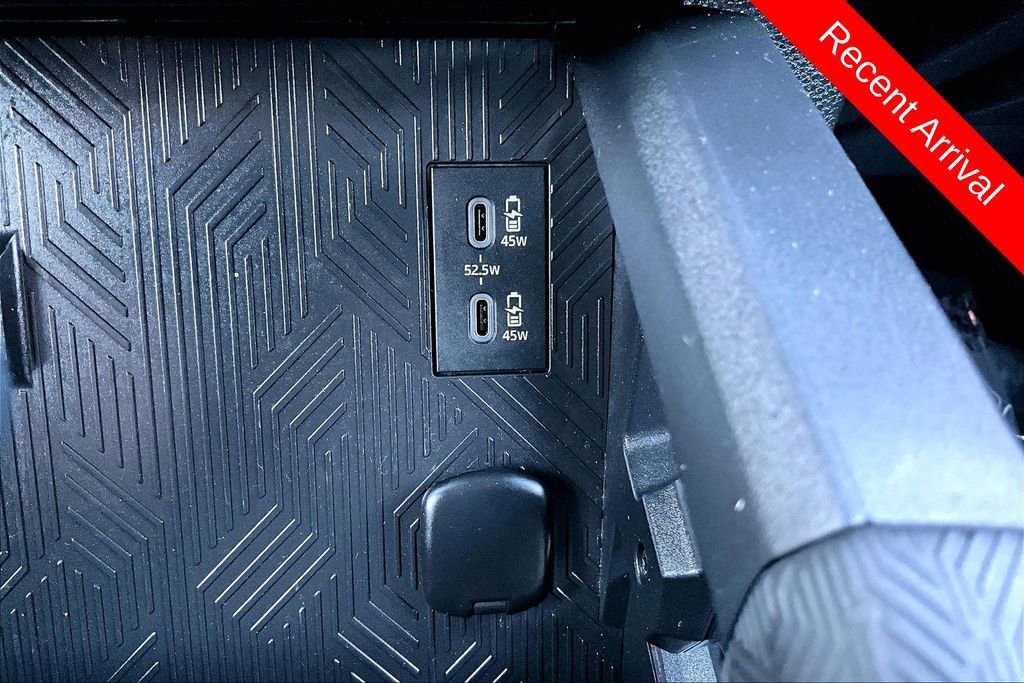 Used 2025 Toyota Tacoma TRD Sport AWD/4WD image 17