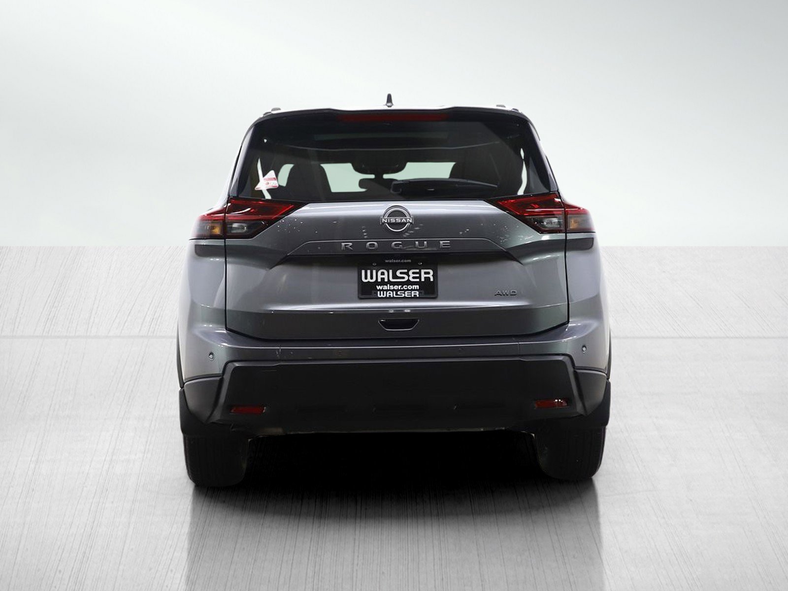 Used 2026 Nissan Rogue SV w/ SV Premium Package image 4