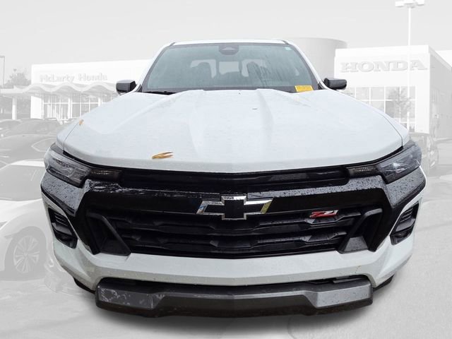 Used 2024 Chevrolet Colorado Z71 w/ Z71 Convenience Package 2 AWD/4WD image 2