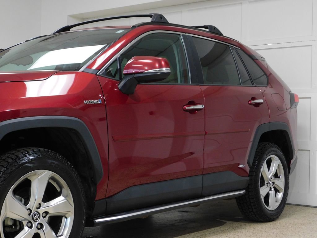 Used 2020 Toyota RAV4 Limited w/ Carpet Mat Package image 18