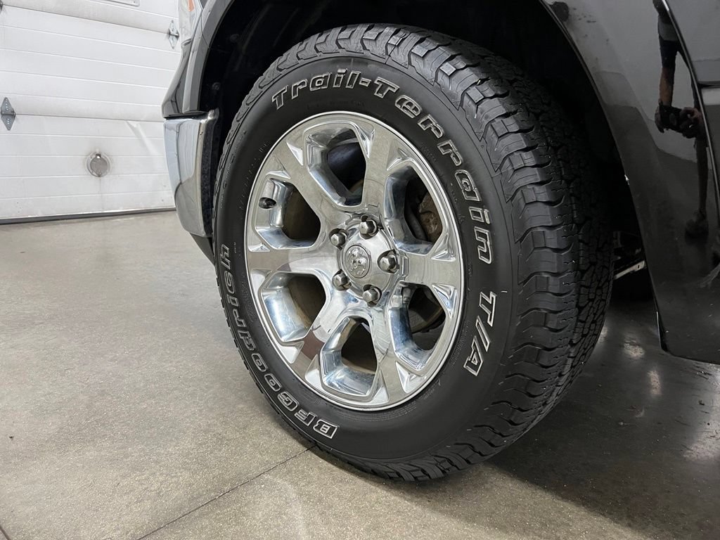 Used 2014 RAM 1500 Laramie AWD/4WD image 17