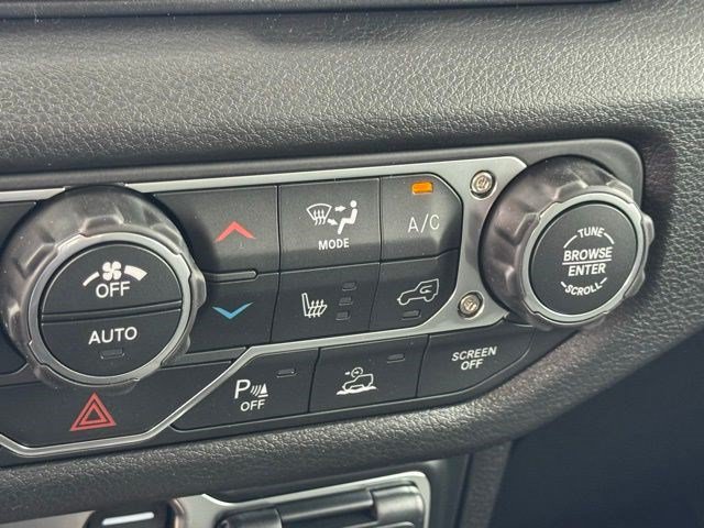 New 2026 Jeep Gladiator Sport AWD/4WD image 22
