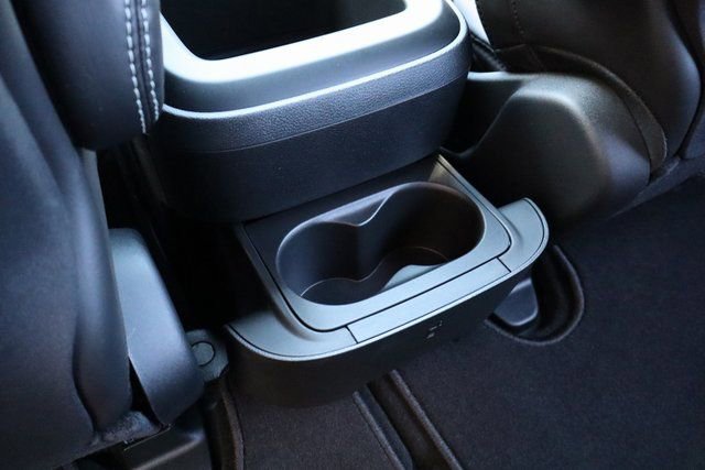 New 2026 Chrysler Pacifica Select image 48