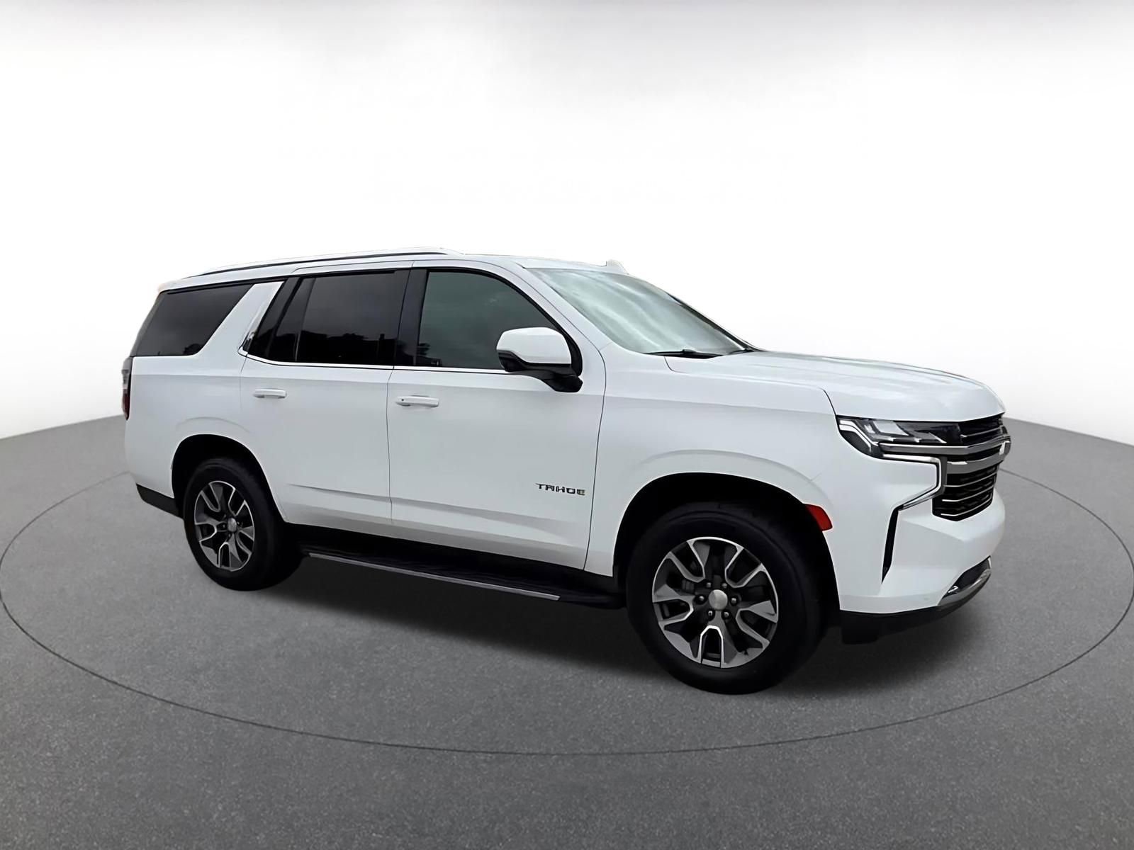 Used 2023 Chevrolet Tahoe LT AWD/4WD image 2