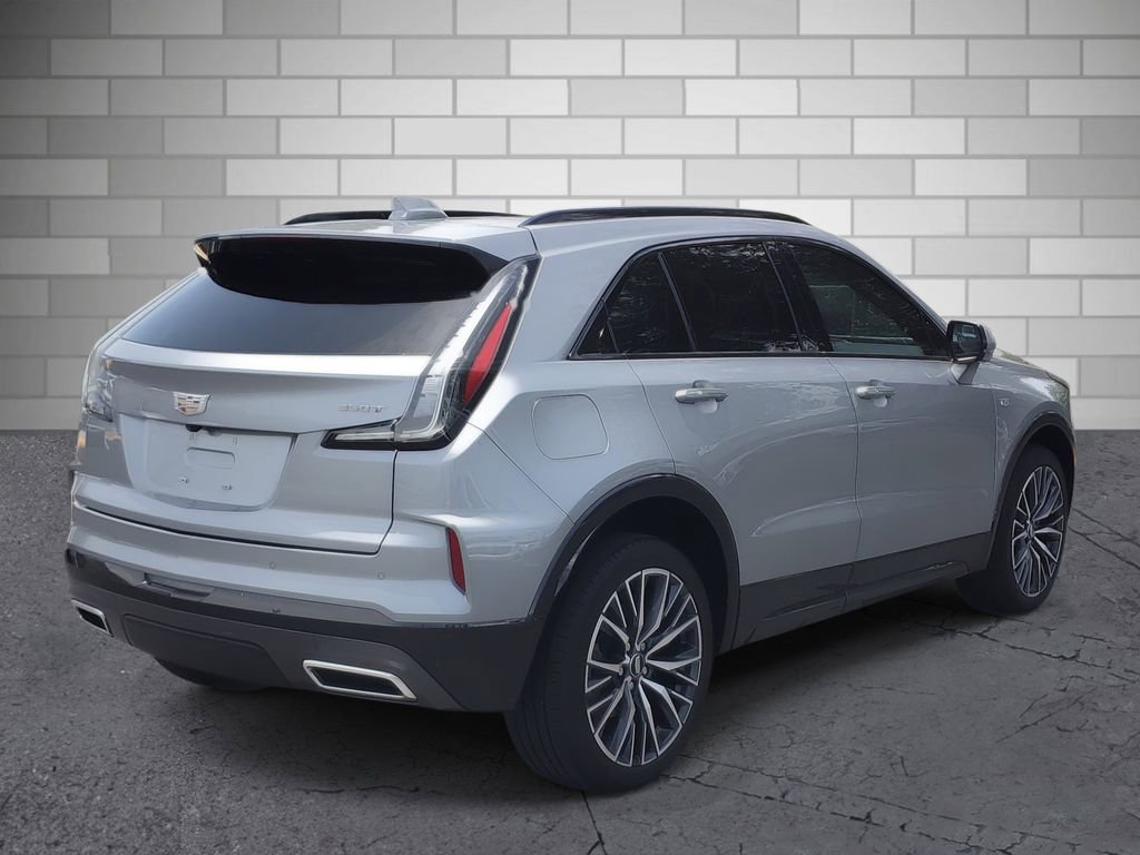 Certified 2025 Cadillac XT4 Sport FWD image 5