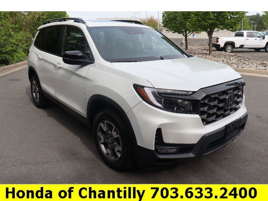 Certified 2022 Honda Passport TrailSport image 1